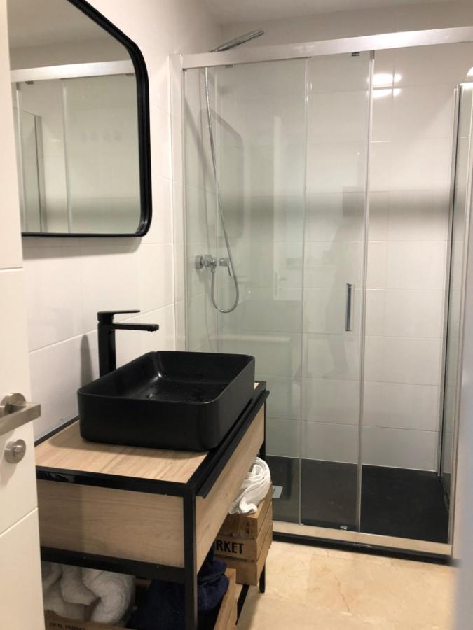 Moderno Apartamento En Primera Linea Paseo Maritimo Fuengirola Luaran gambar