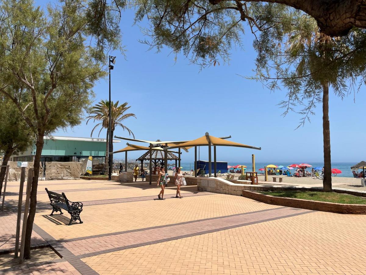 Moderno Apartamento En Primera Linea Paseo Maritimo Fuengirola Luaran gambar